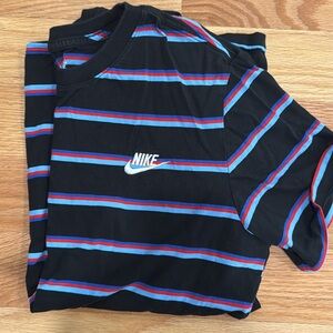 Nike Crew t-shirt ⚡️Size: M